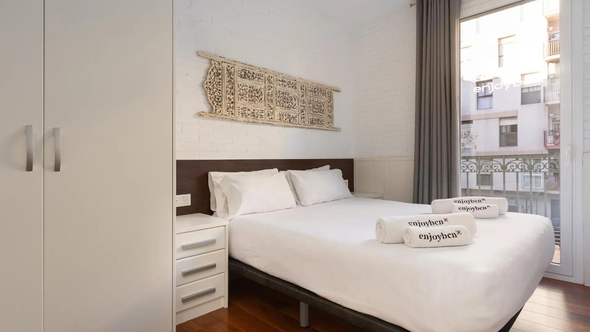 ברצלונה Enjoybcn Gaudi Apartments ספרד