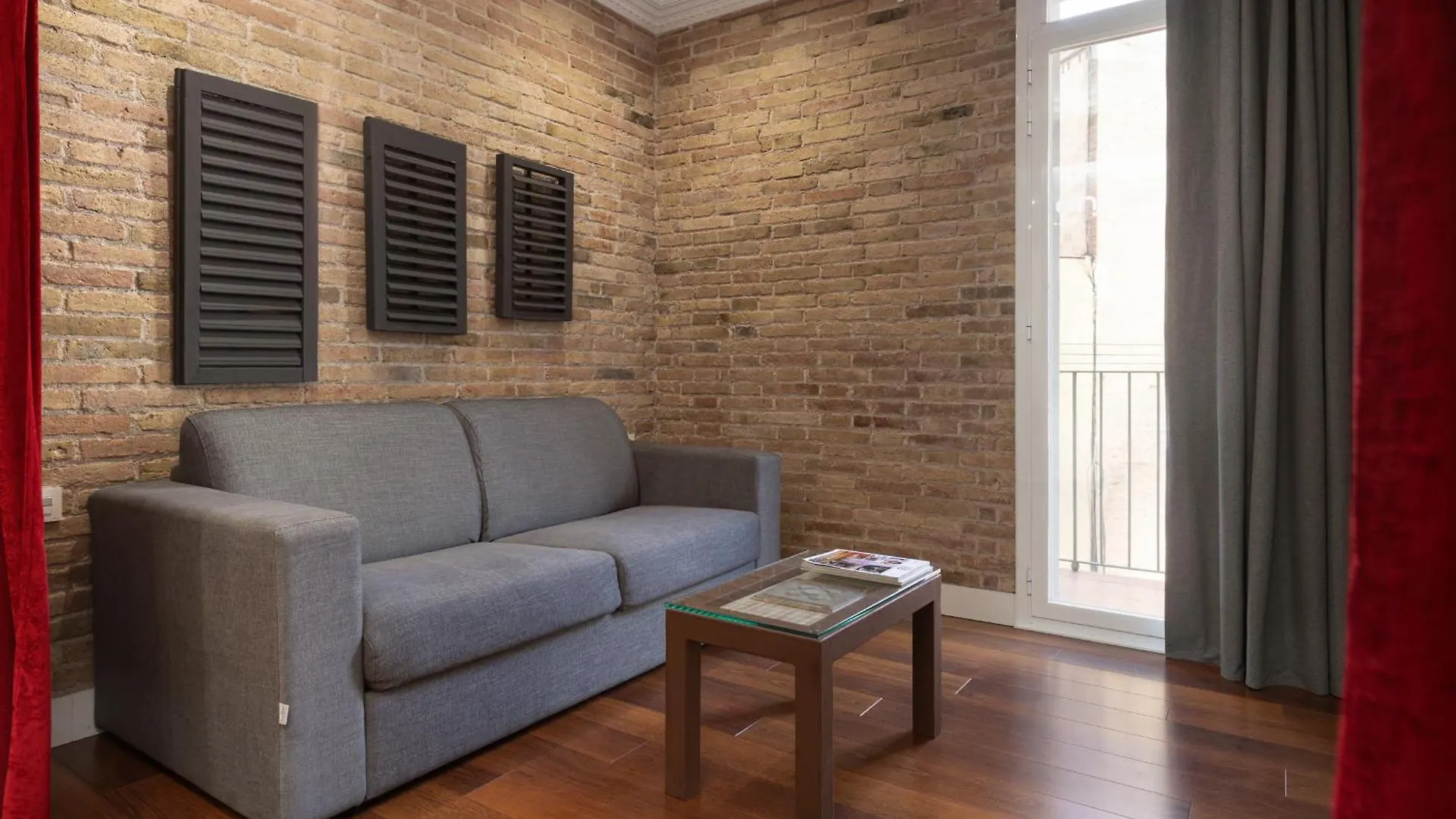ברצלונה Enjoybcn Gaudi Apartments ספרד