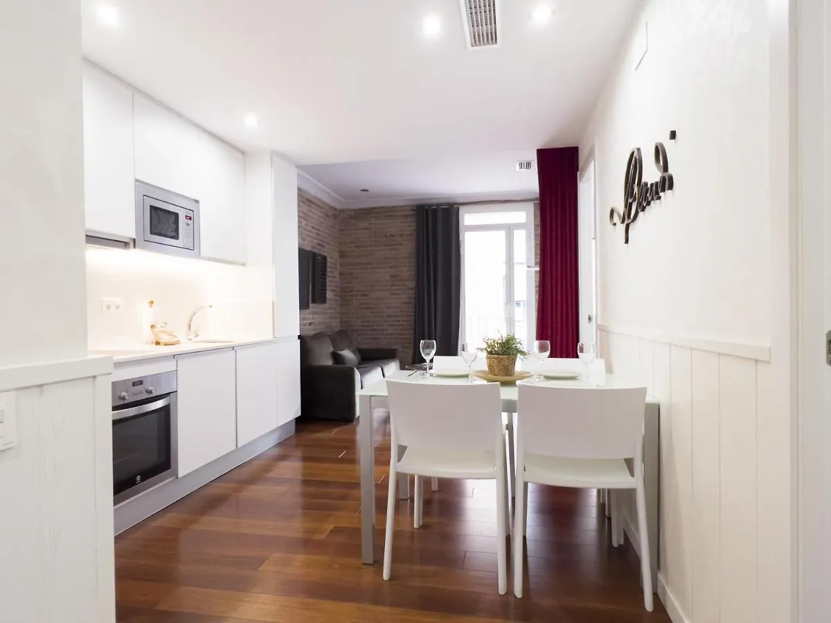 Enjoybcn Gaudi Apartments Барселона