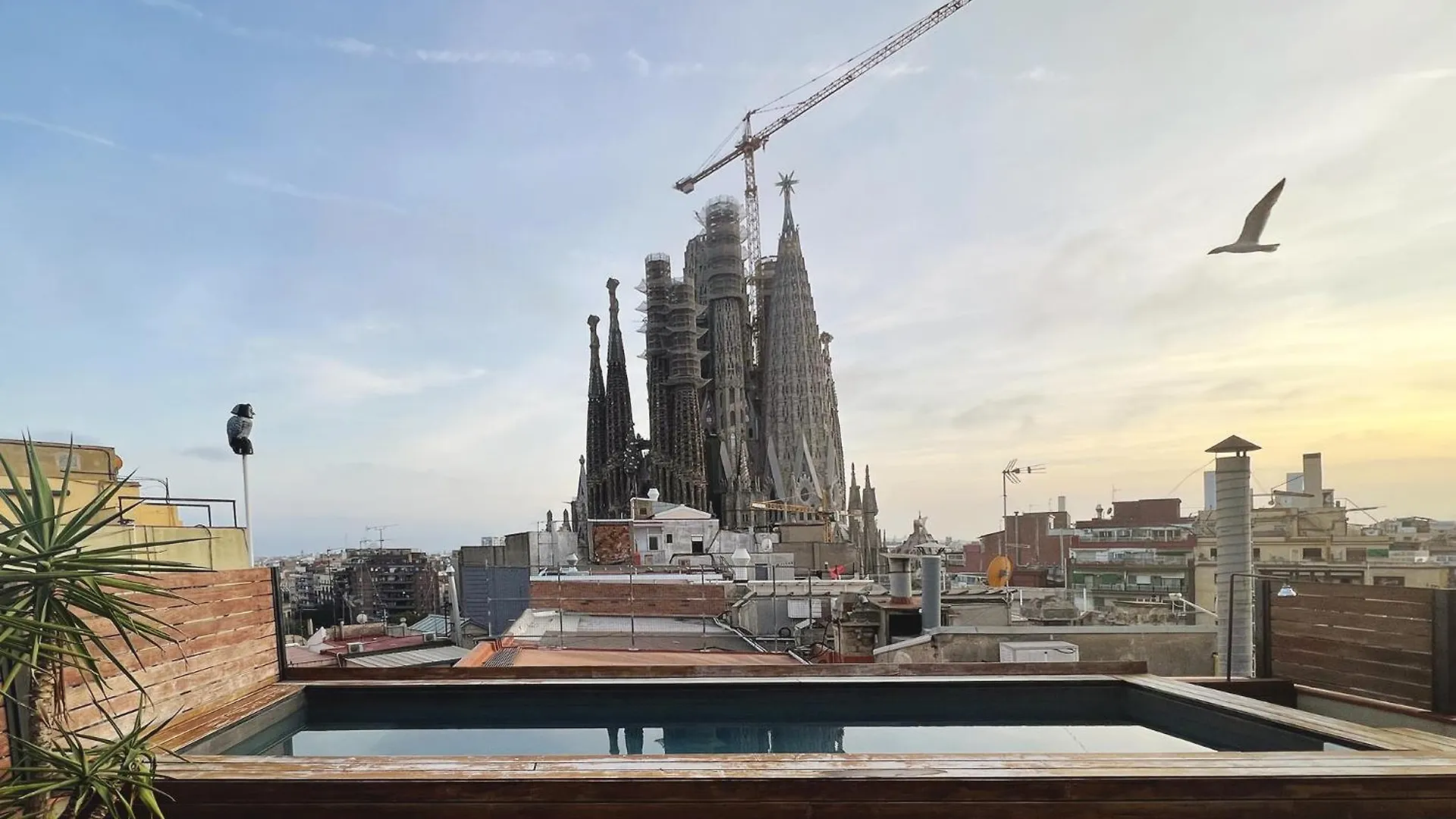 Enjoybcn Gaudi Apartments Барселона