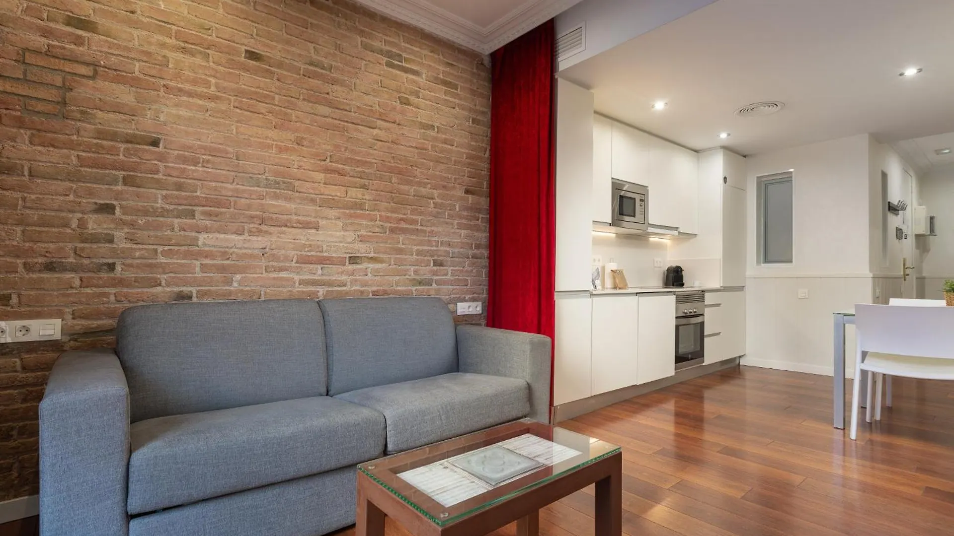 Enjoybcn Gaudi Apartments Barcelona