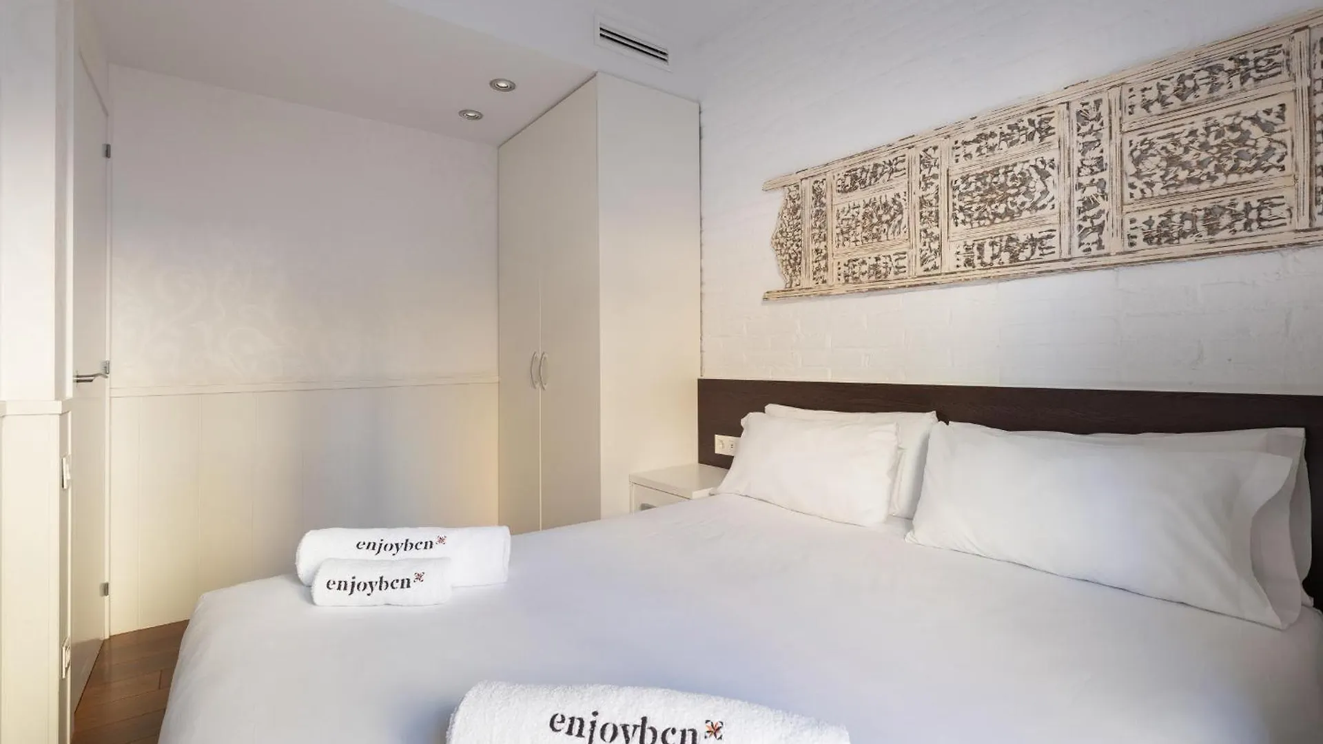 Enjoybcn Gaudi Apartments Barcelona