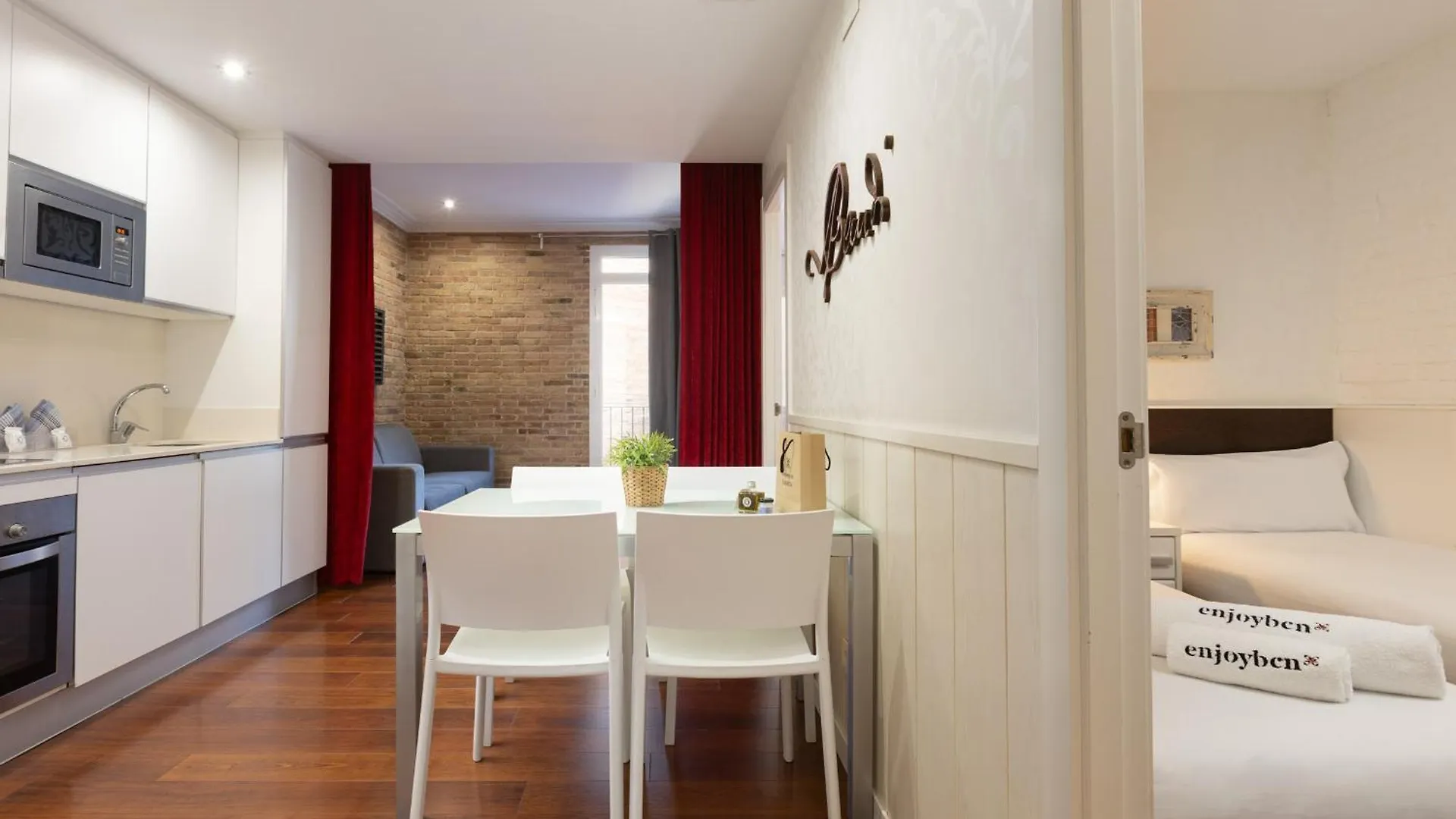 Enjoybcn Gaudi Apartments Barcelona