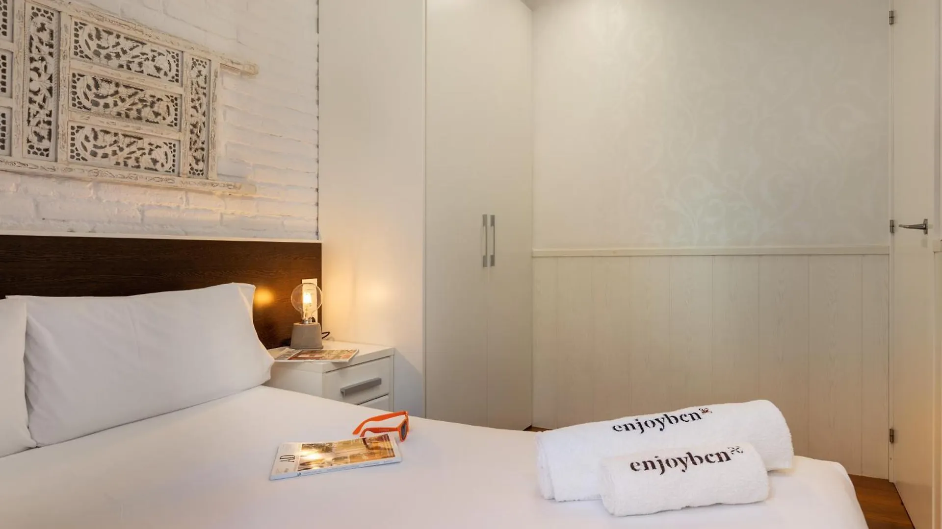 Enjoybcn Gaudi Apartments Barcelona